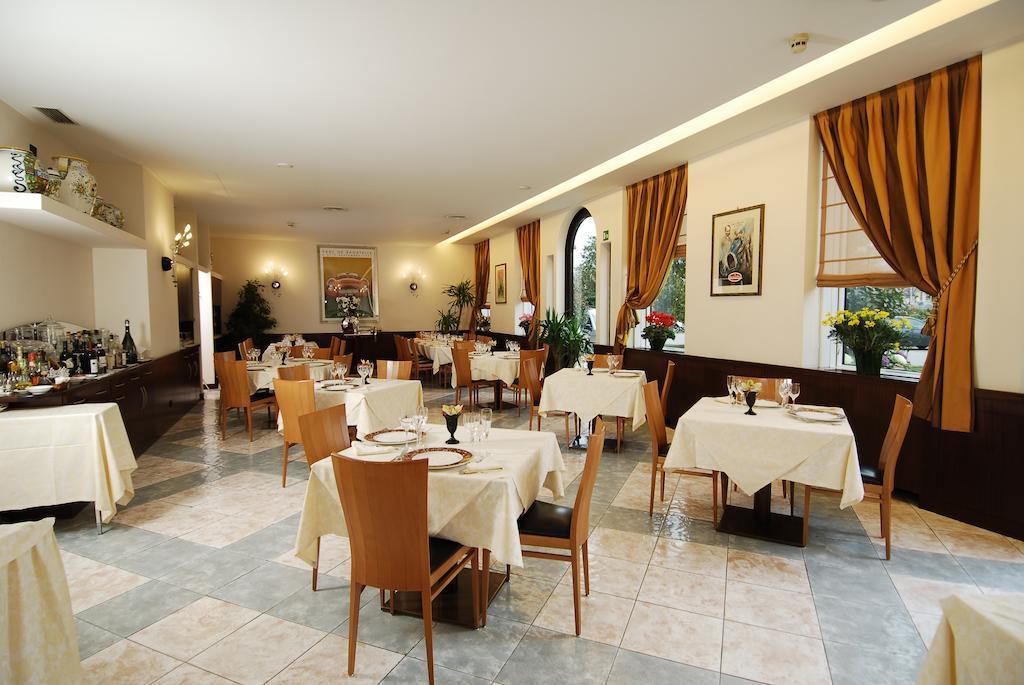 Park Hotel Ripaverde Borgo San Lorenzo Exterior photo